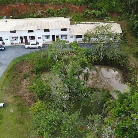Hospedagem Mafli Διαμέρισμα Barra do Trombudo Εξωτερικό φωτογραφία